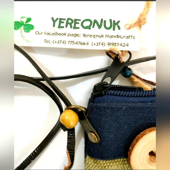 Yereqnuk Handicrafts Crossbody Bag Canvas Coated Zip Top - Picture 5 of 5